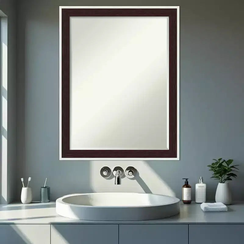 Specchio da parete per bagno con cornice e bordo smussato